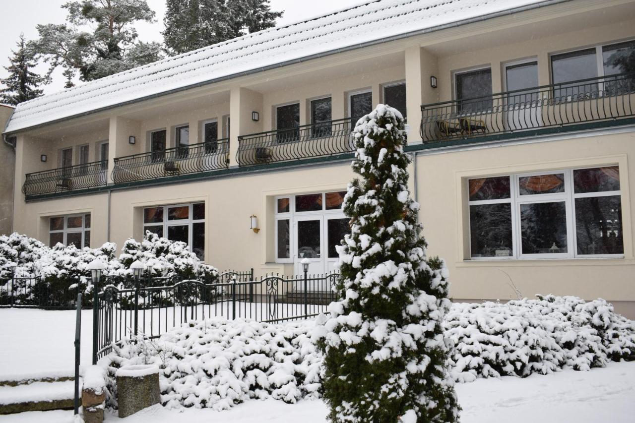 Groß Köris Hotel Seeschloesschen מראה חיצוני תמונה