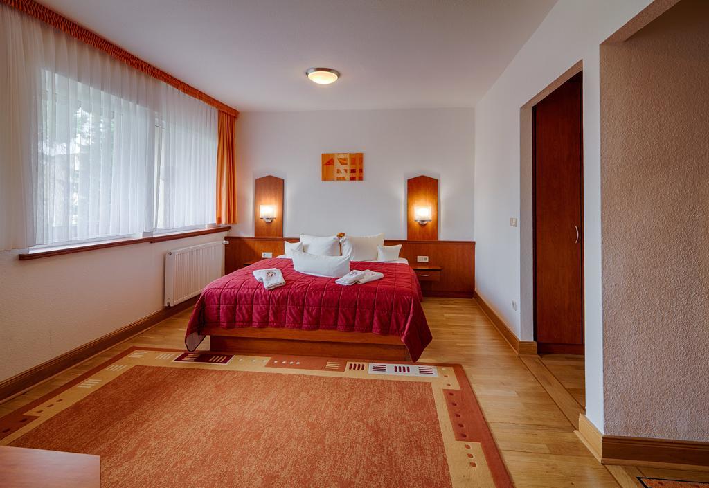 Groß Köris Hotel Seeschloesschen מראה חיצוני תמונה