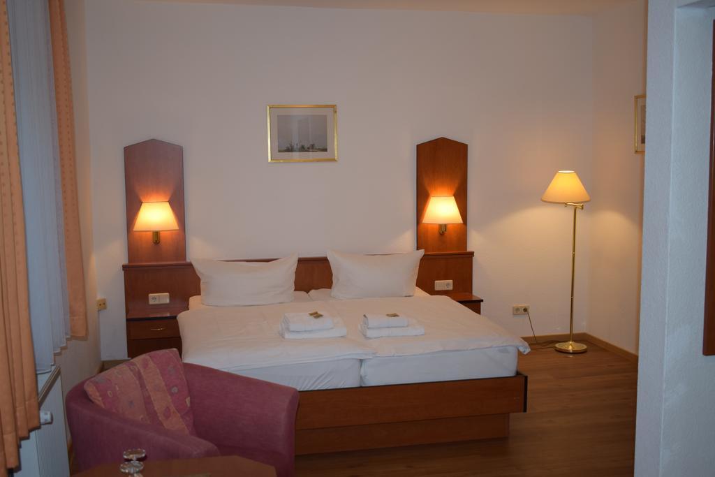 Groß Köris Hotel Seeschloesschen מראה חיצוני תמונה