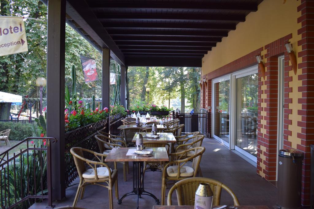 Groß Köris Hotel Seeschloesschen מראה חיצוני תמונה