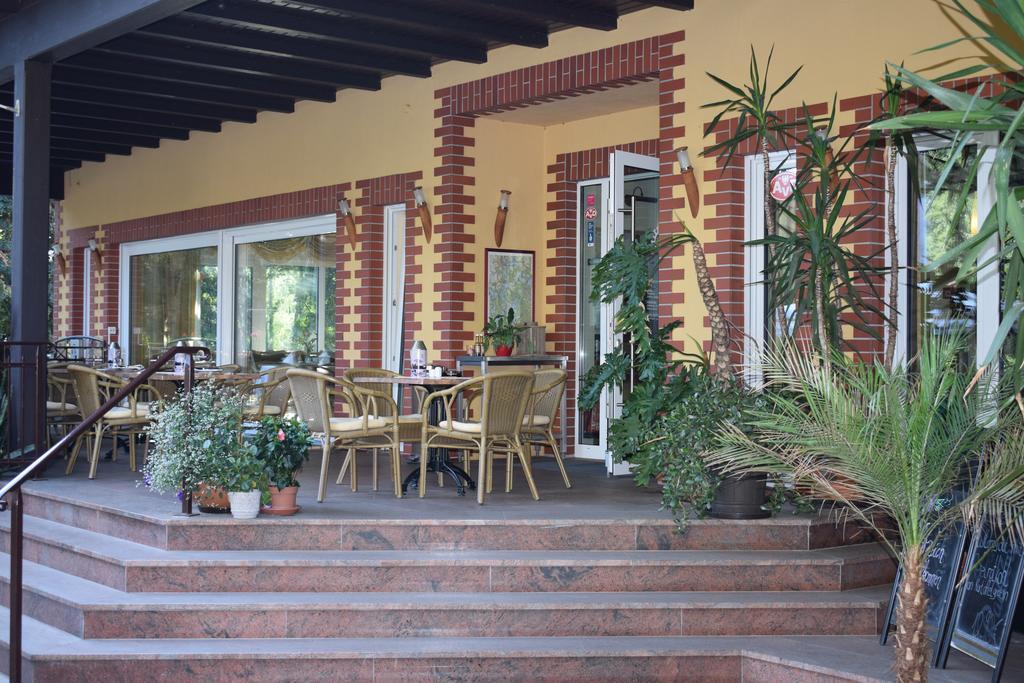 Groß Köris Hotel Seeschloesschen מראה חיצוני תמונה
