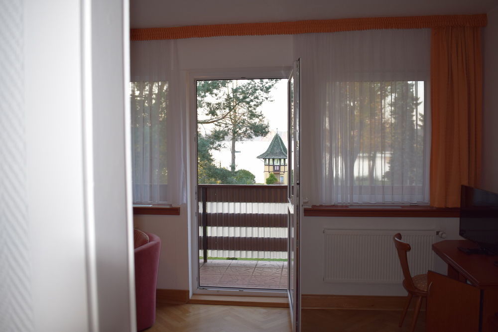 Groß Köris Hotel Seeschloesschen מראה חיצוני תמונה